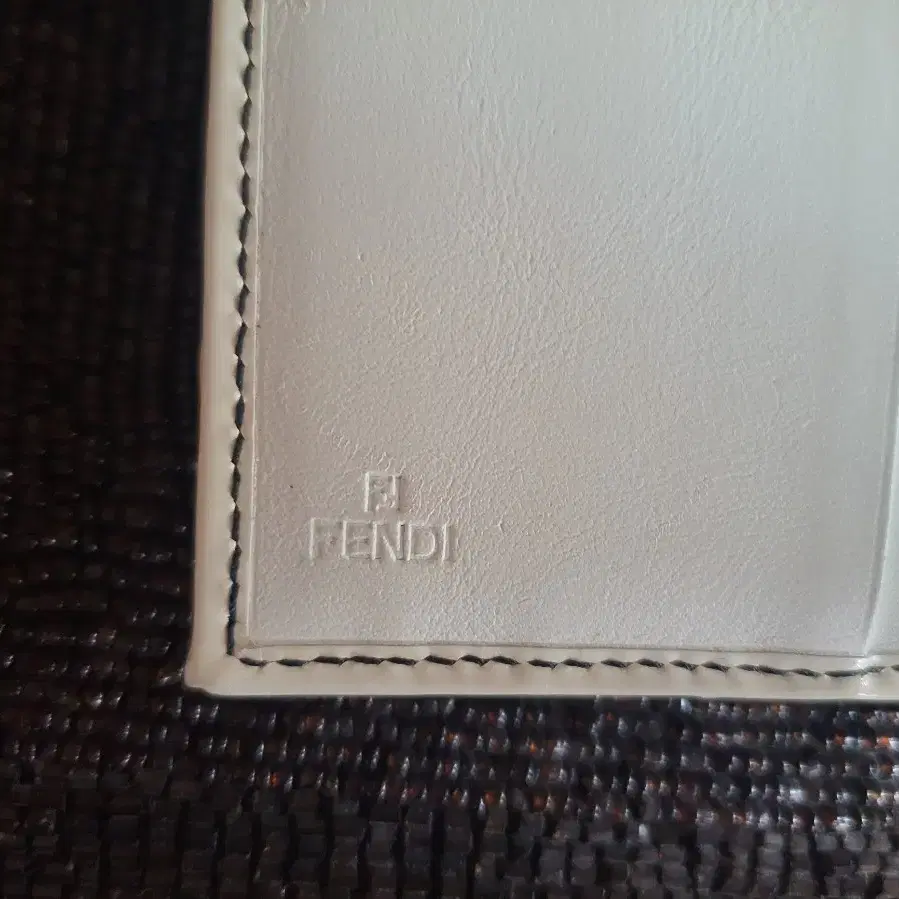 [정품] Fendi 즁지갑