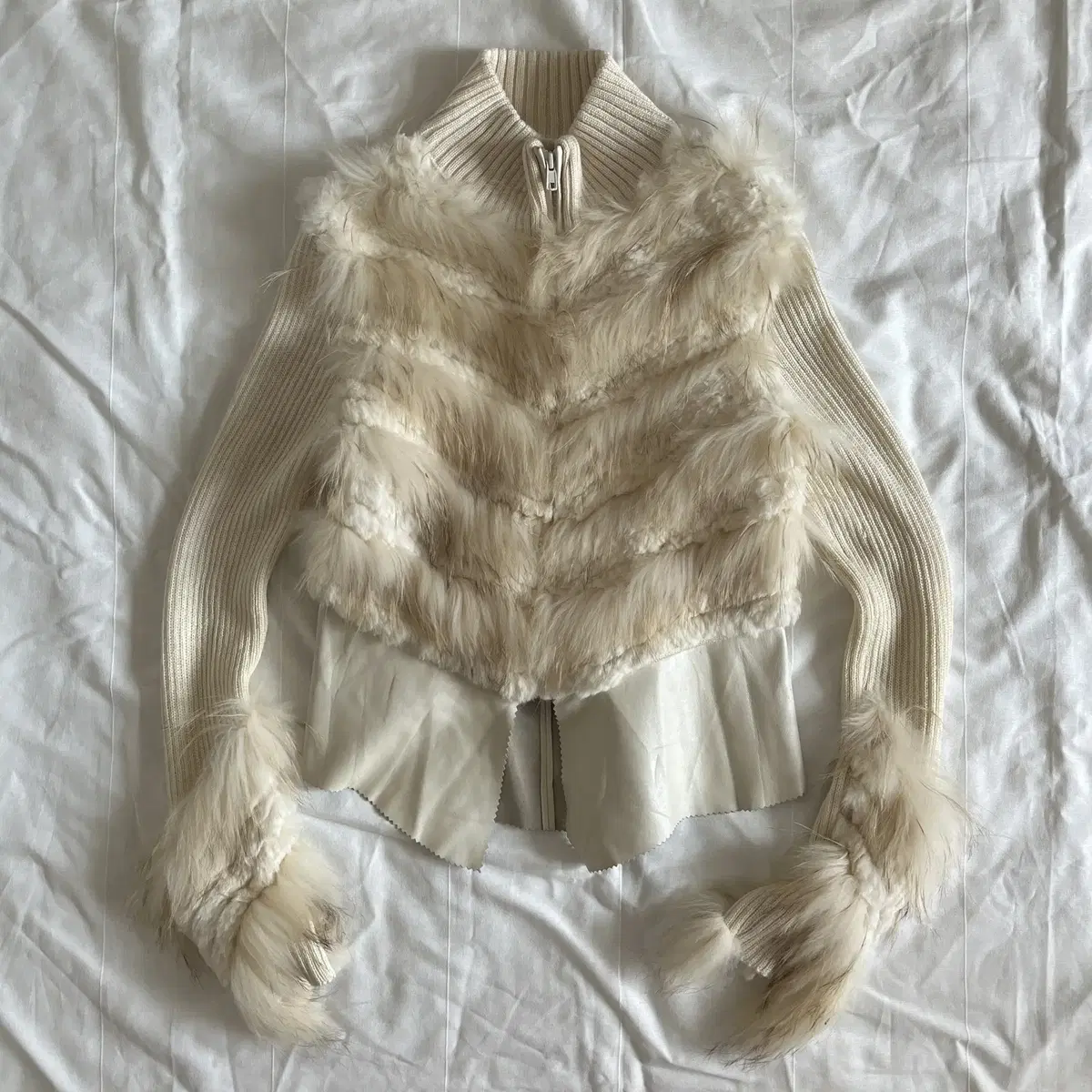 JWCA rabbit & sheep skin zip up