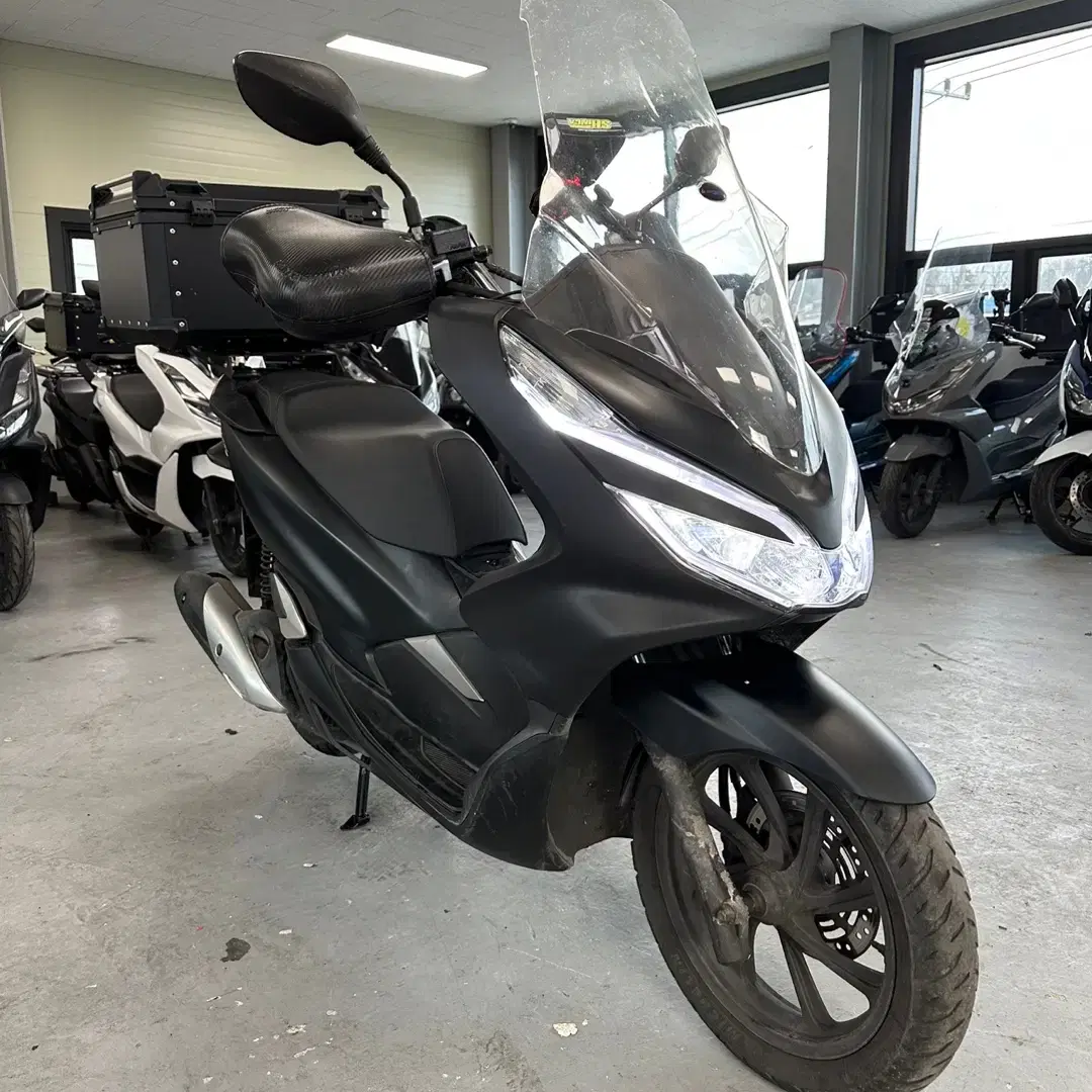 20년식 혼다 PCX125 4만Km 소모품올교환 판매합니다.