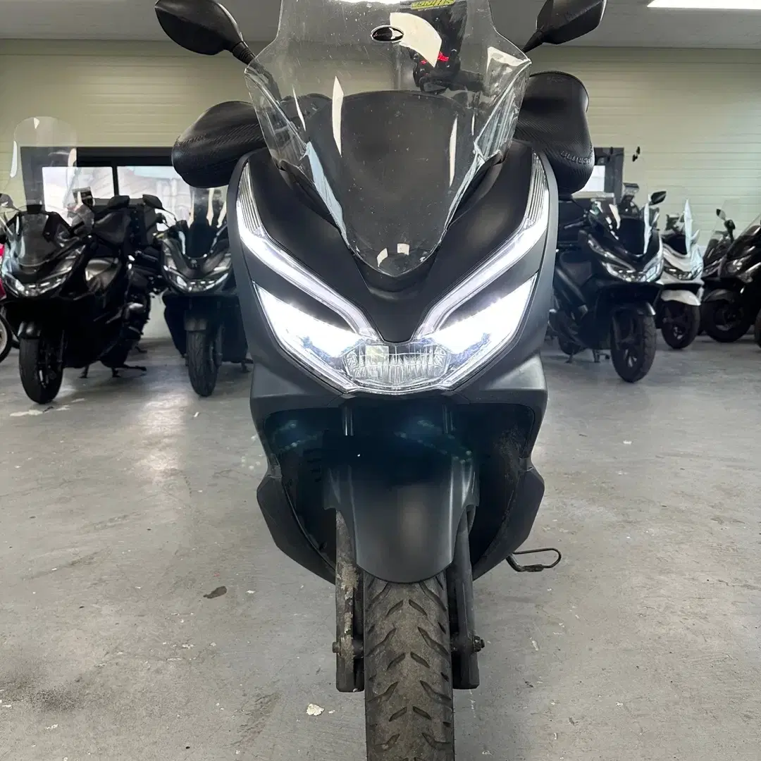 20년식 혼다 PCX125 4만Km 소모품올교환 판매합니다.