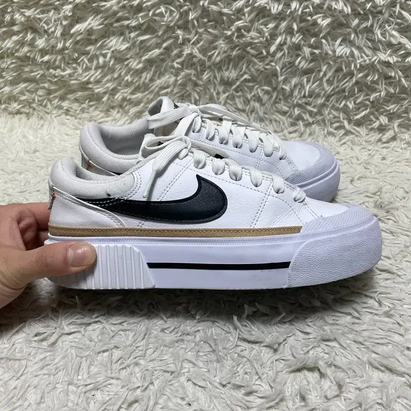 [230] NIKE 나이키 코트레거시 스니커즈