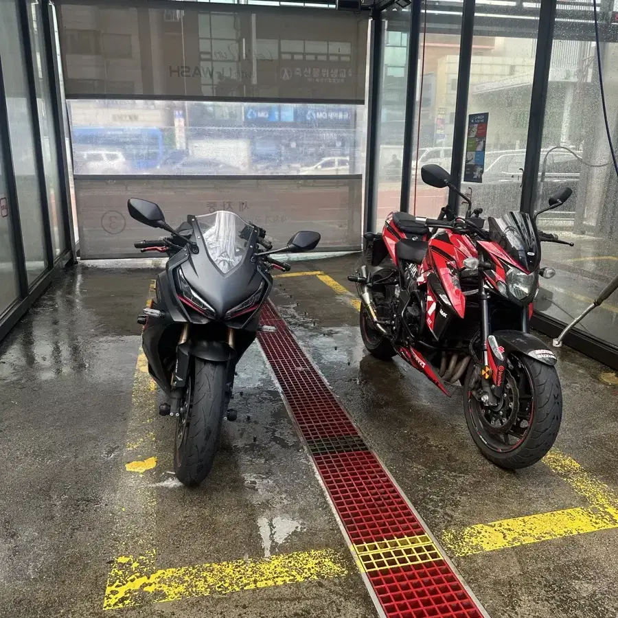 20년식 cbr650r 12,000키로대 판매합니다!