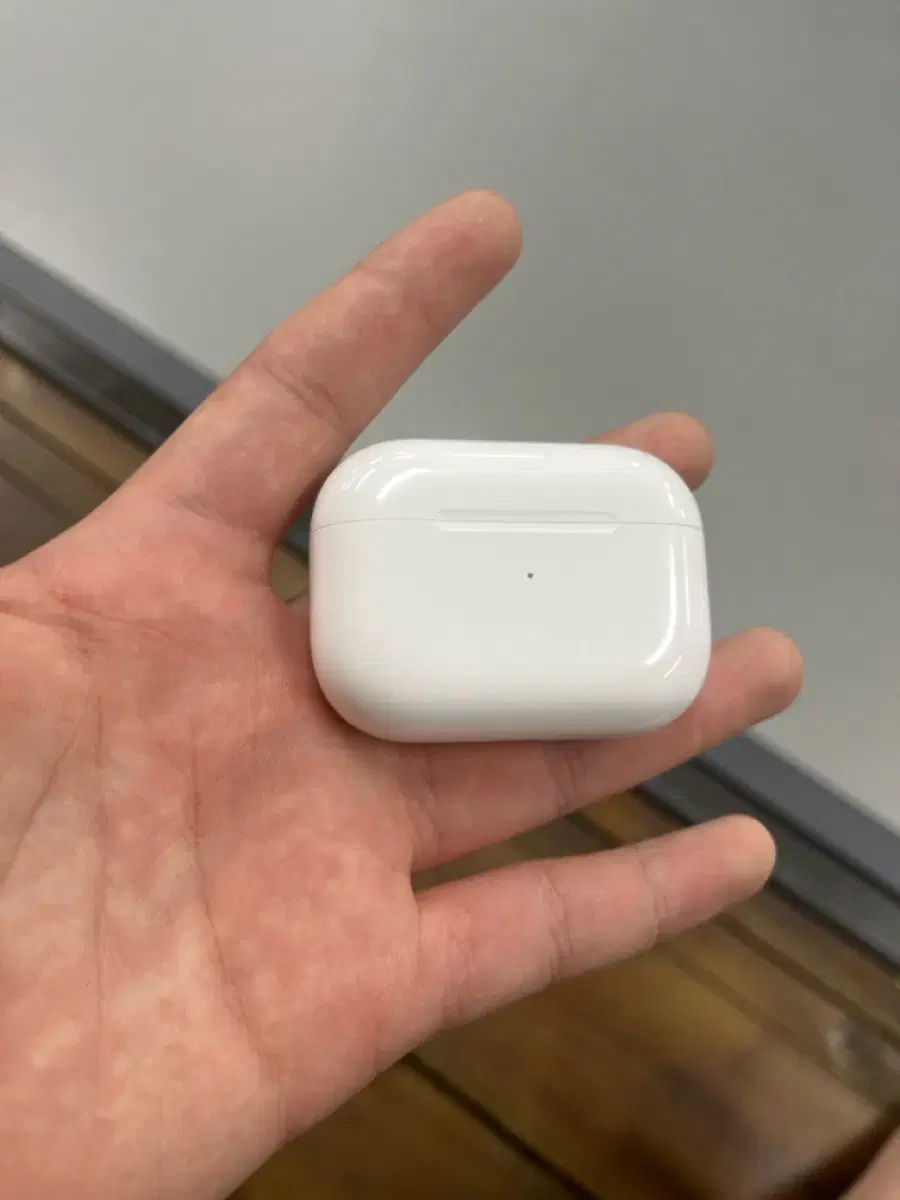 AirPods Pro 1 Cool Macro Zuu 5,000 won Full box