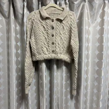 Urban Outfitters 울 크롭 스웨터