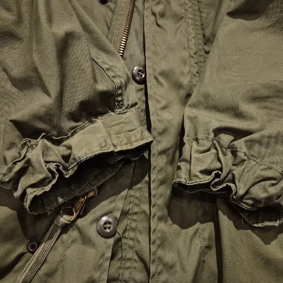 L~>70s u.s army m65 피쉬테일 파카