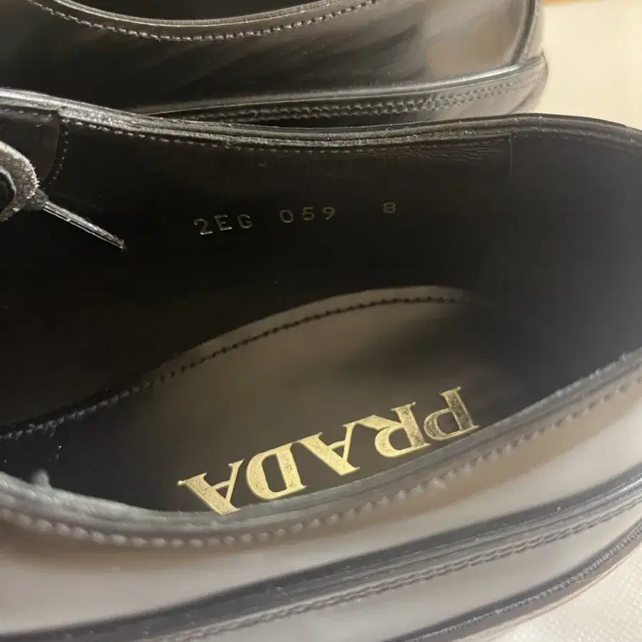 Prada 프라다 남성 구두 uk size 8 사이즈 270