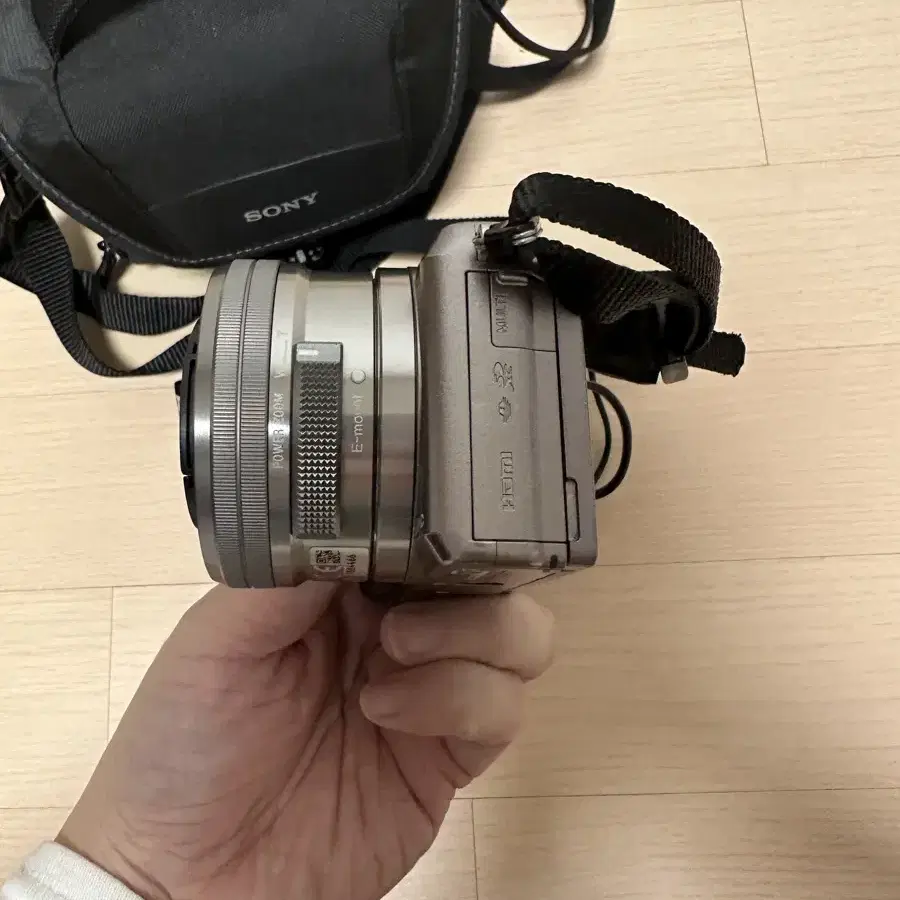 소니 SONY A5100+1650 번들렌즈 일괄 36만에 팝니다(컷수16