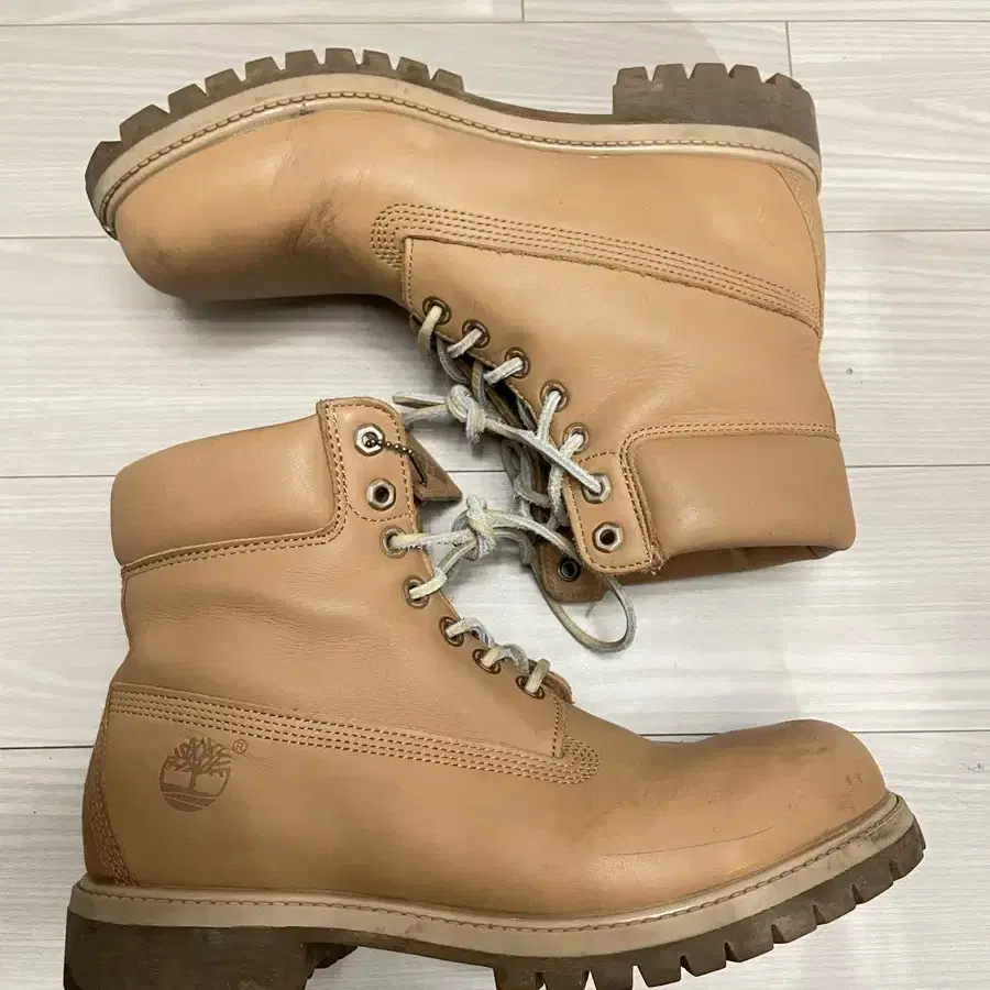 Timberland - horween leather ver