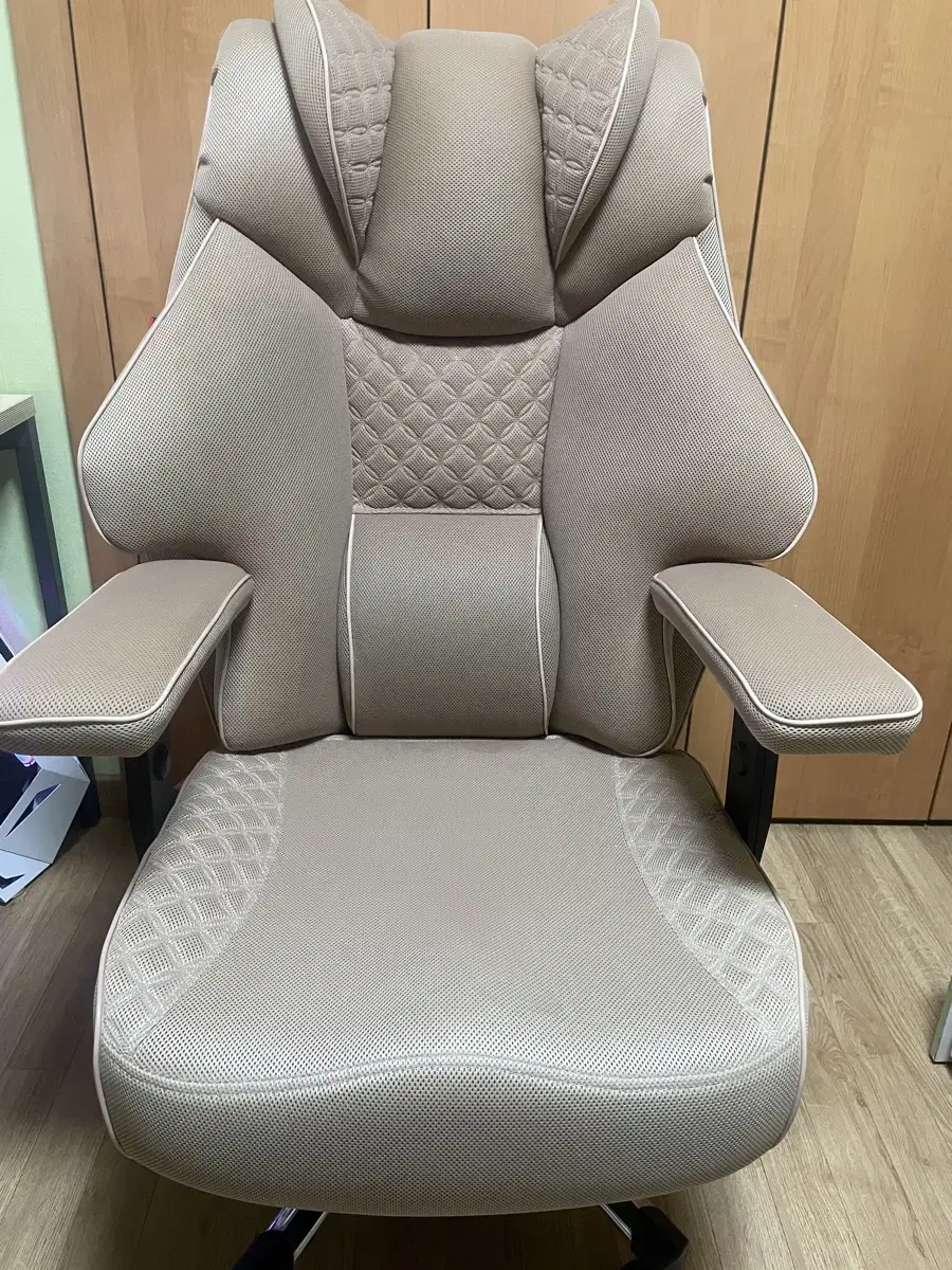 클라우드백 의자 M900MQ