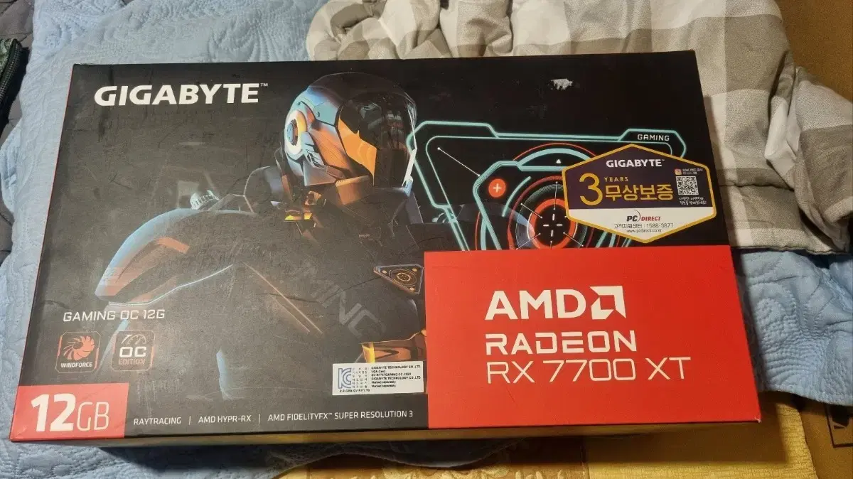 기가바이트 RX7700XT 미시용