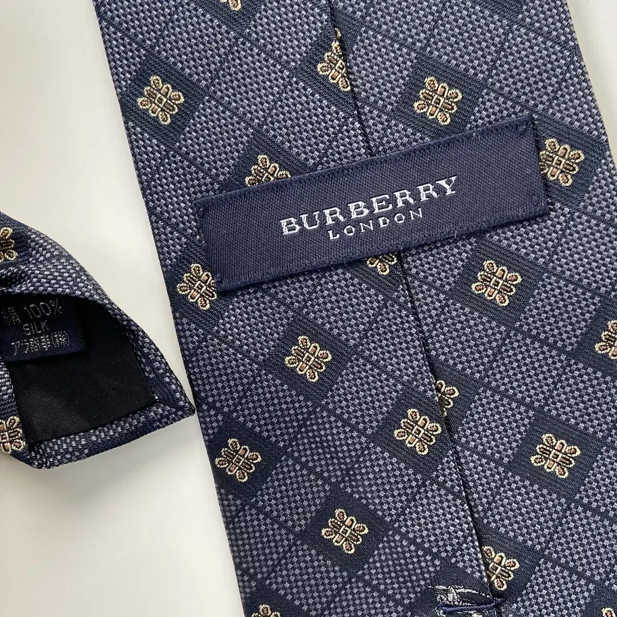 버버리 심플로고 명품 정품 넥타이 (Burberry)