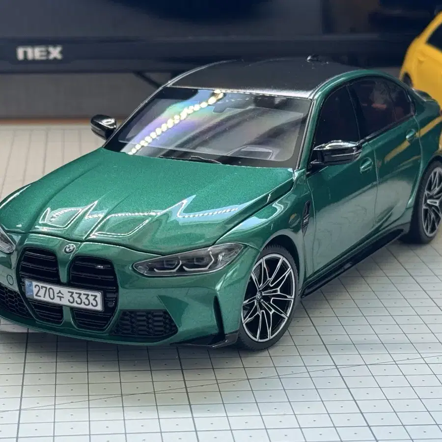 1:18 미니챔프 BMW M3