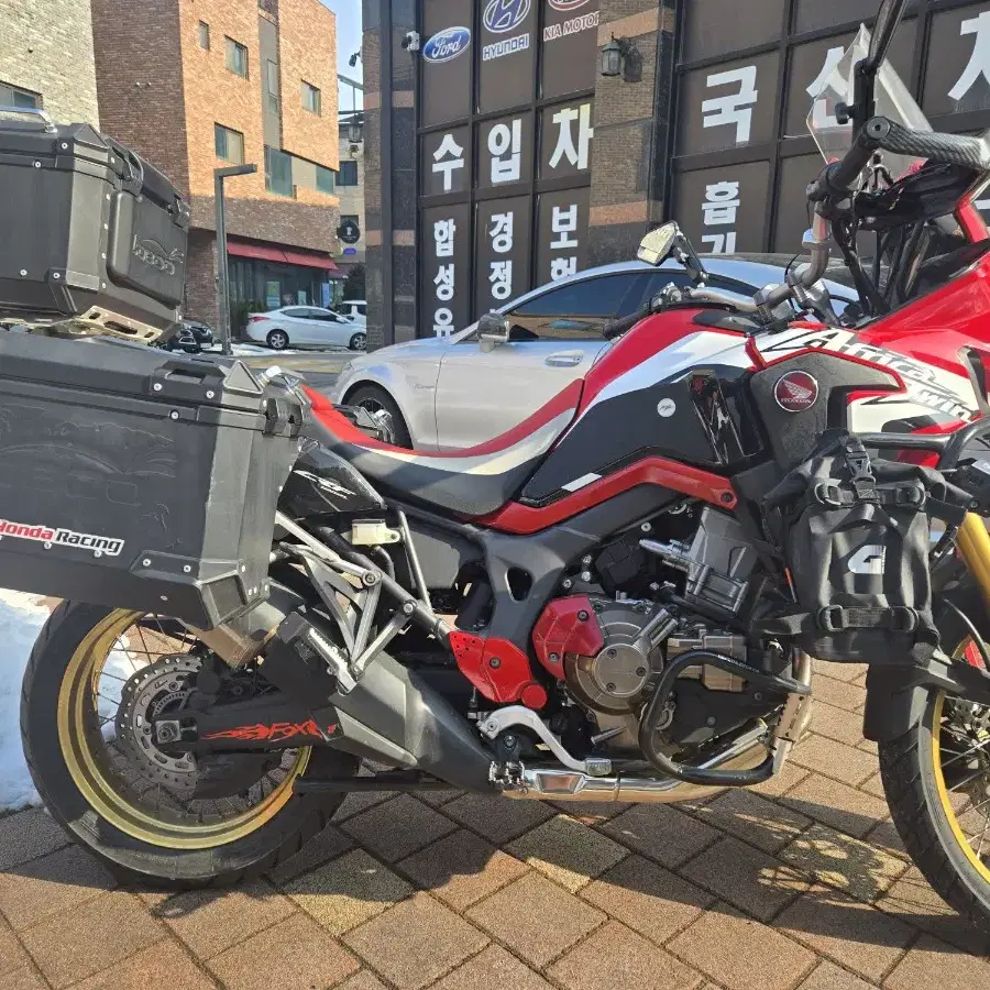 혼다아프리카트윈 CRF1000DCT 팝니다