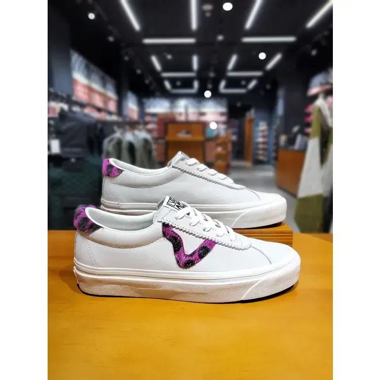 반스 스타일 73 DX 애너하임 팩토리 퍼플 달마시안 280 VANS