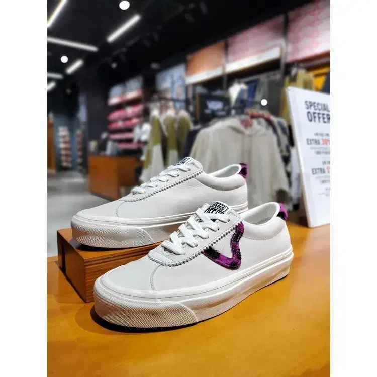 반스 스타일 73 DX 애너하임 팩토리 퍼플 달마시안 280 VANS