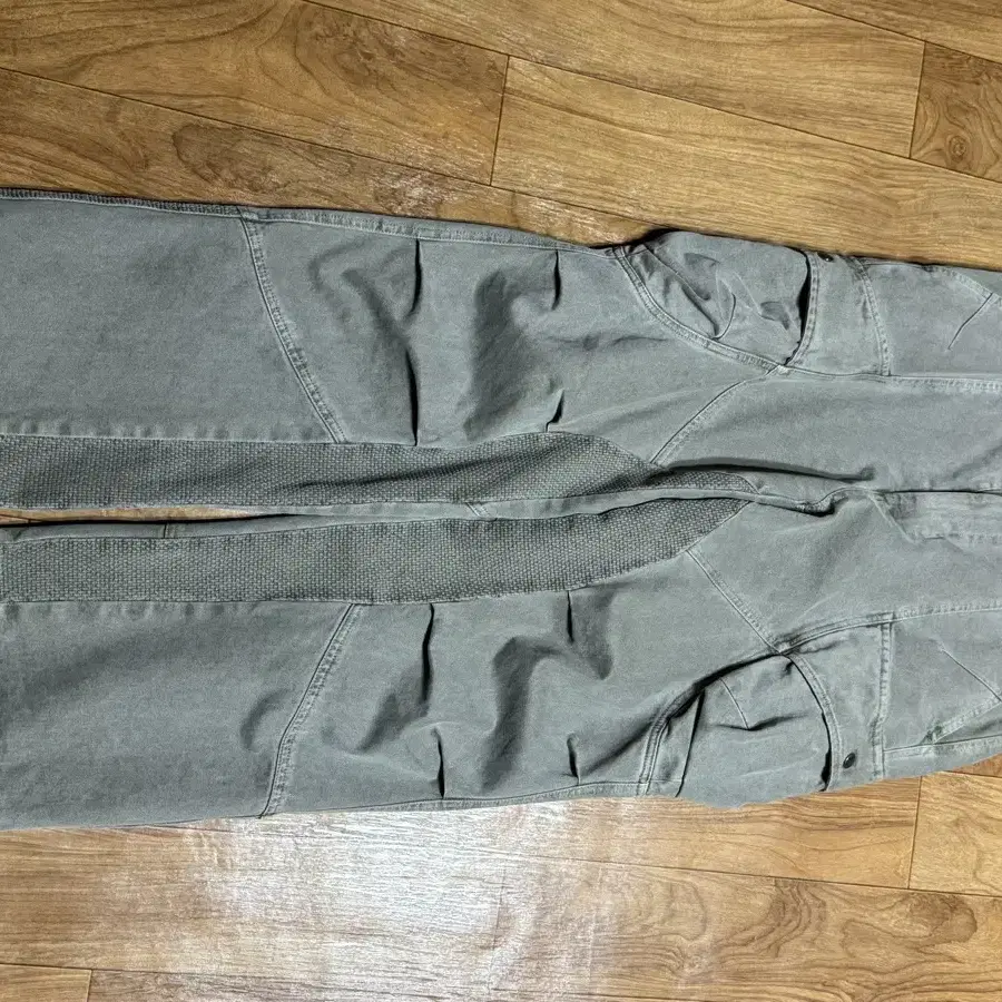 이그노타 CORE:8 WASHED CARGO PANTS SAND