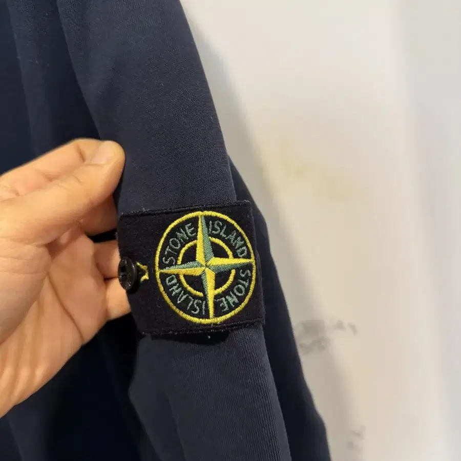 정품 stone island 스톤아일랜드 스웻셔츠