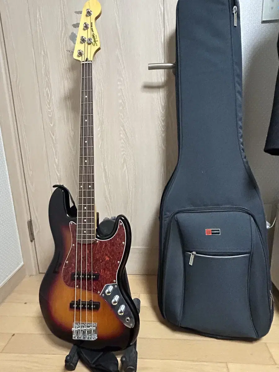 Squier jazz bass 베이스기타