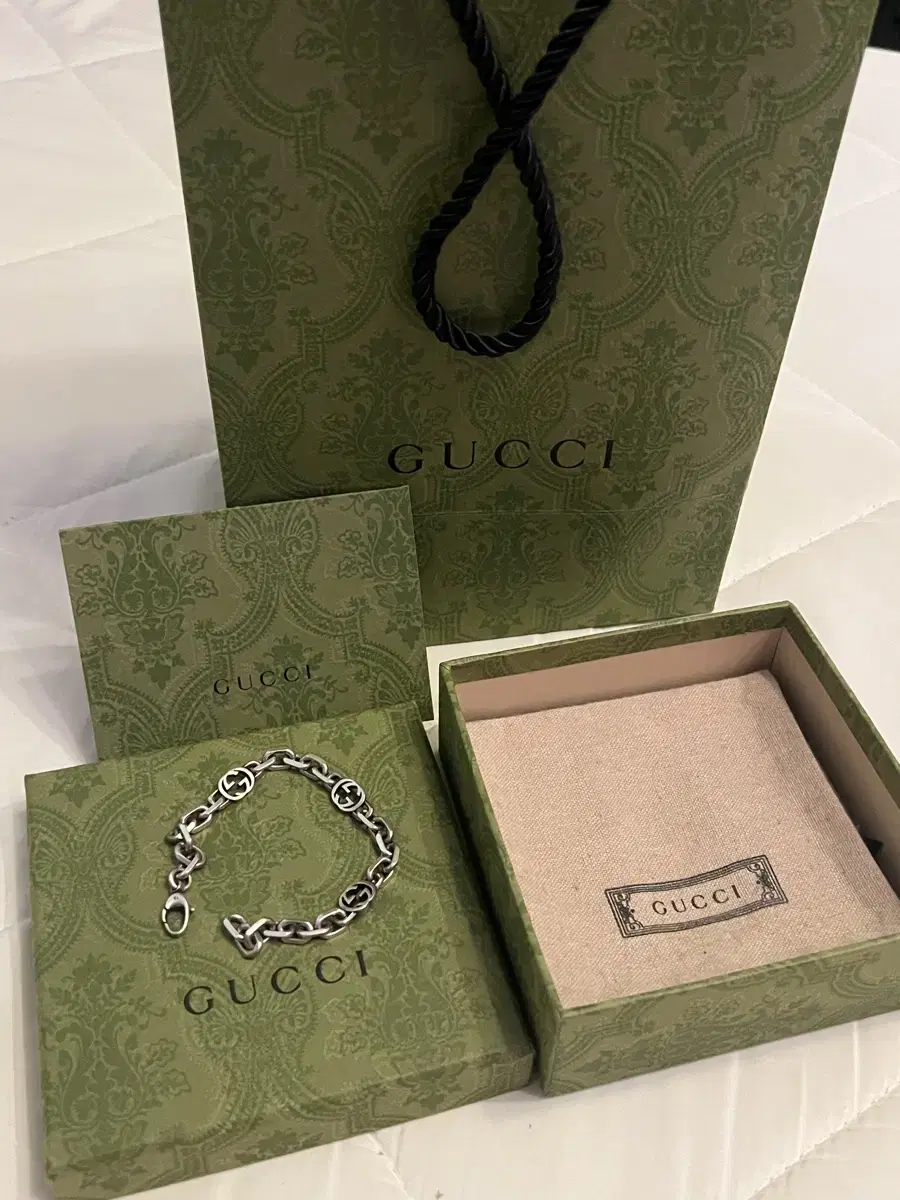 GUCCI Interlocking Bracelet