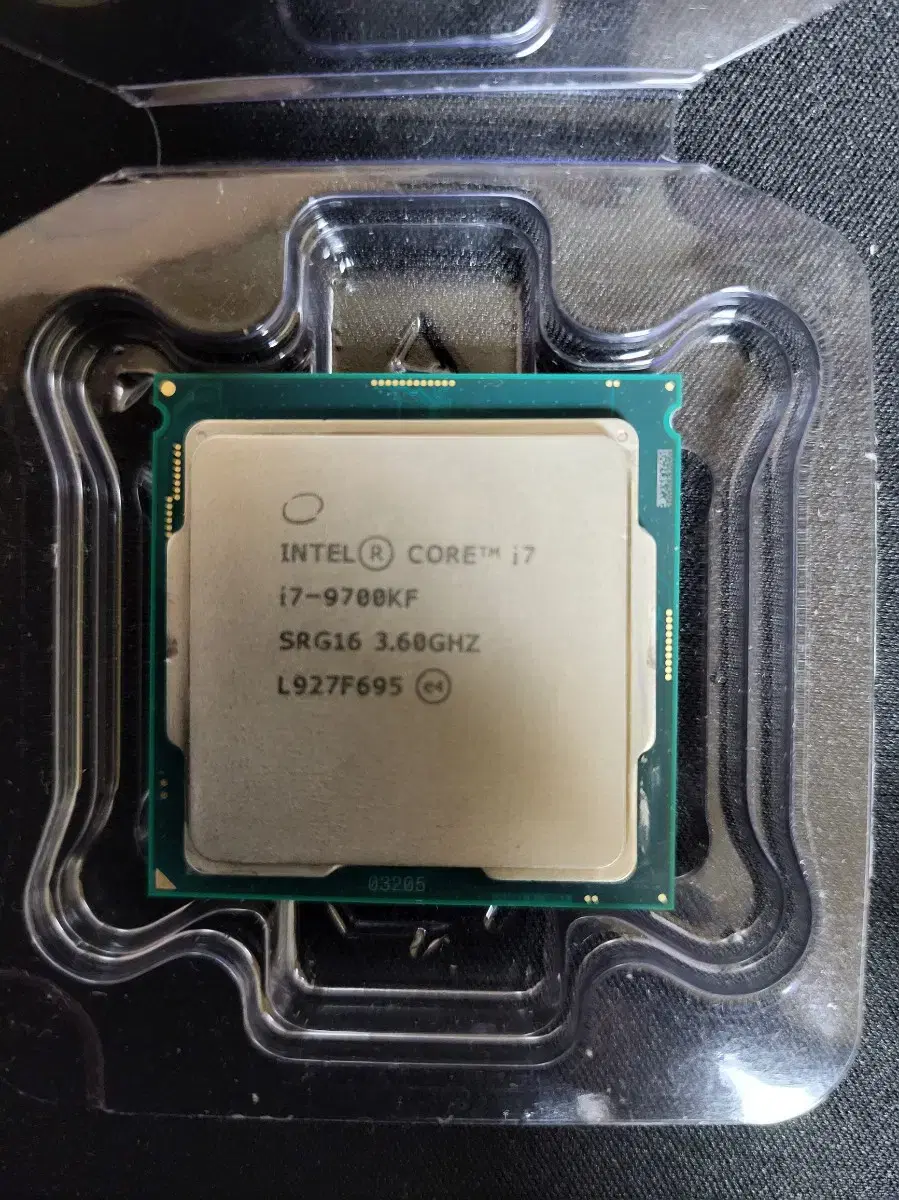 컴퓨터 CPU 인텔 I7 9700KF