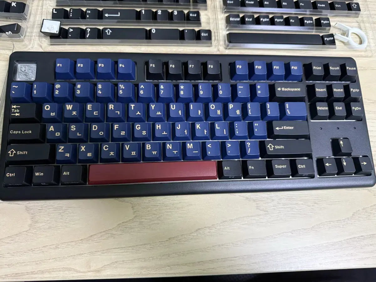 프리플로우 아콘 m1 pro tkl 풀박