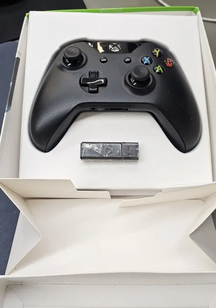 I'm selling the third-generation Xbox controller and other parts.