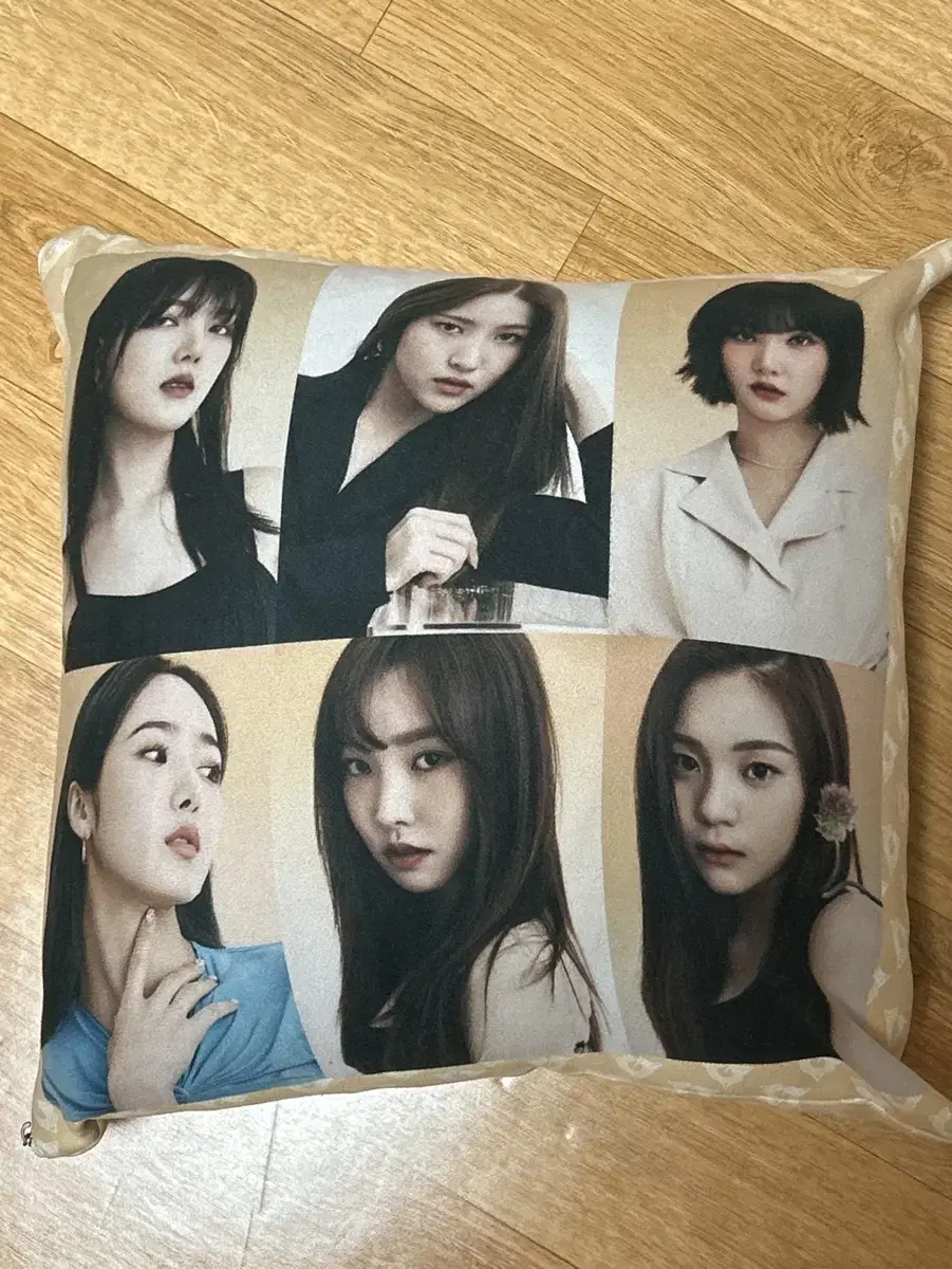 여자친구 열대야 쿠션