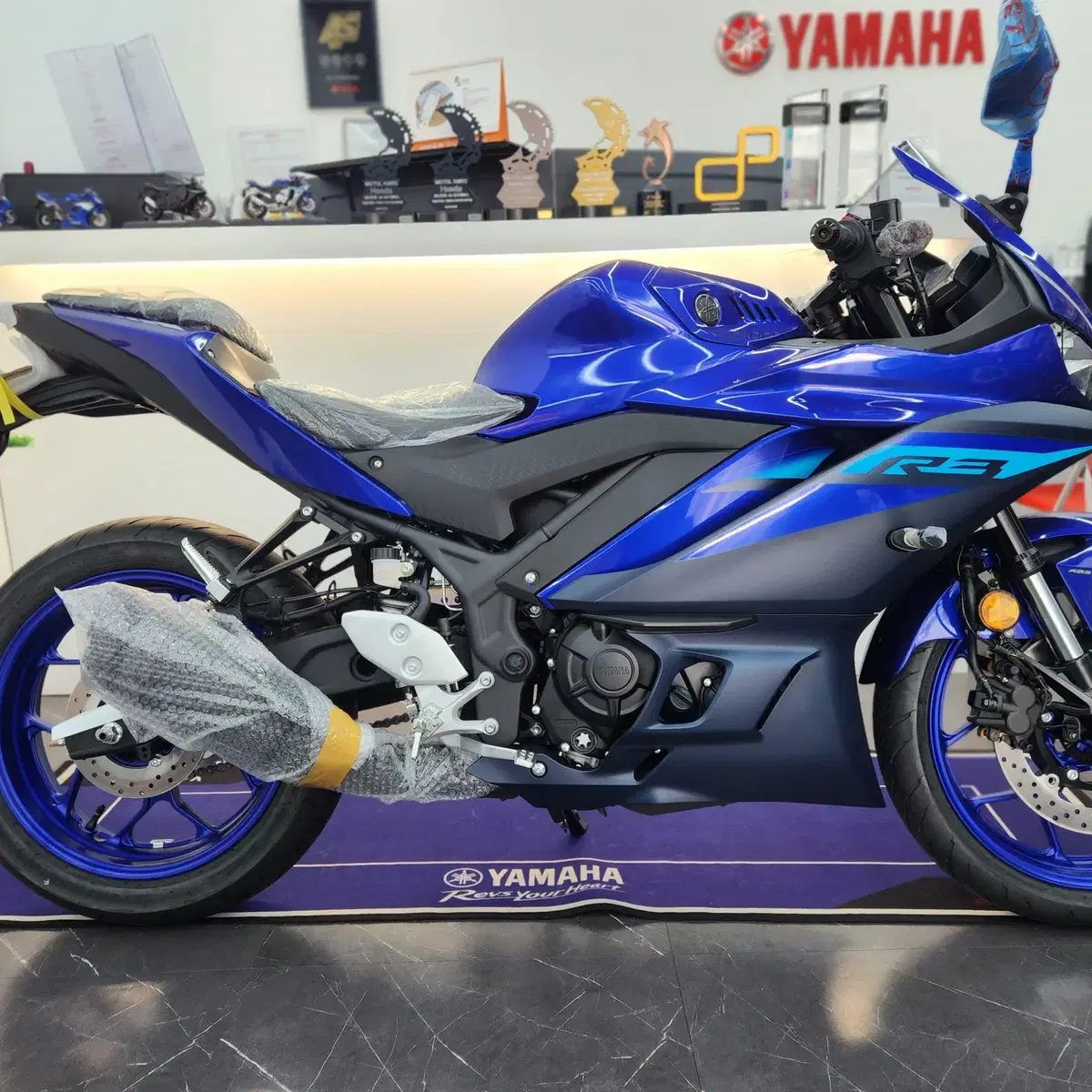 R3 YZF-R3 블루 2024년식신상블루판매합니다