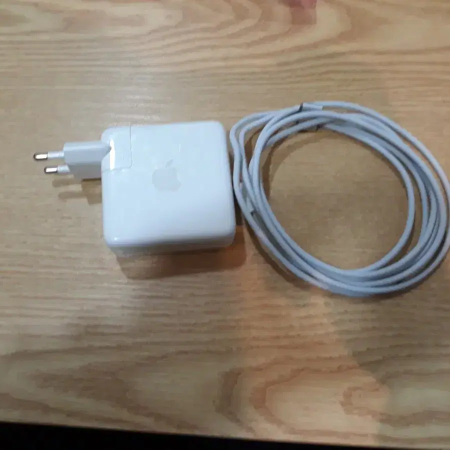 맥북 USB-C MagSafe3 케이블(2m) + 어댑더(67w) 판매합