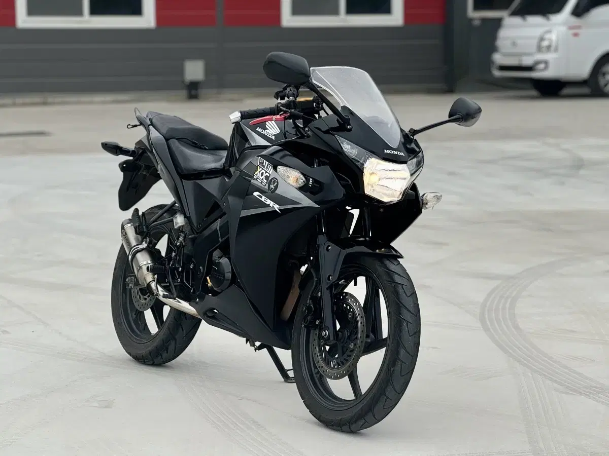 혼다 cbr125cc 15년형 풀튜닝 좋은차량판매합니다