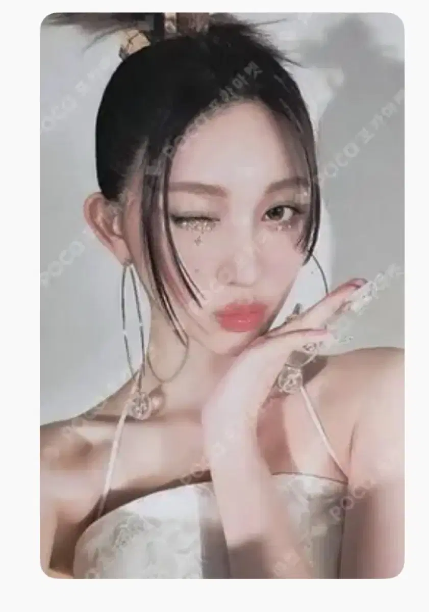 아이브 가을 포카