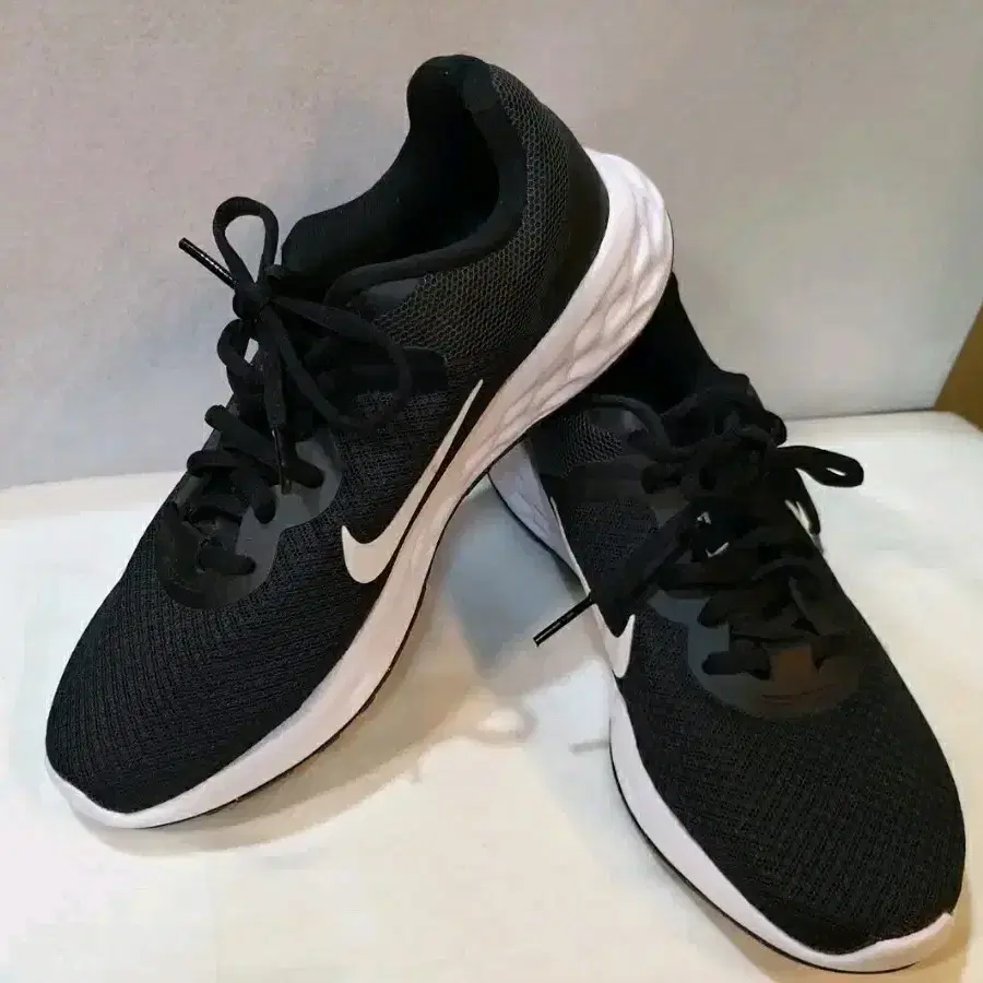 A-16, Nike  레볼루션  230