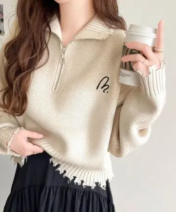 성숙/러블리 크러쉬 상의. 데미지 하프 지퍼 가슴 자수 니트