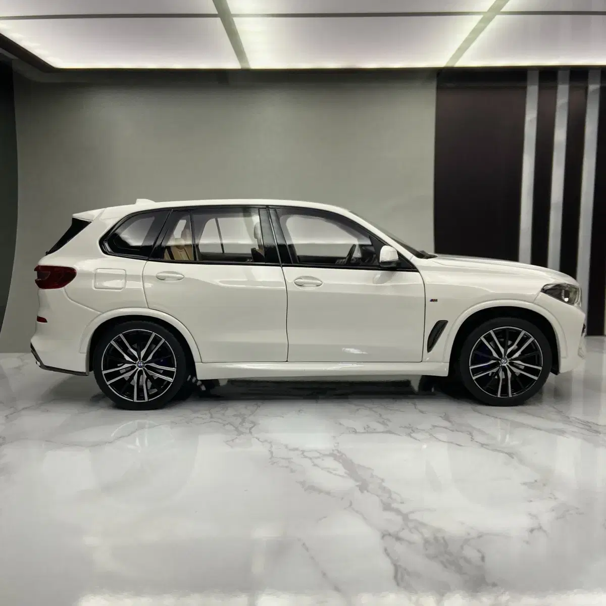 1:18 노레브 BMW X5 화이트 다이캐스트