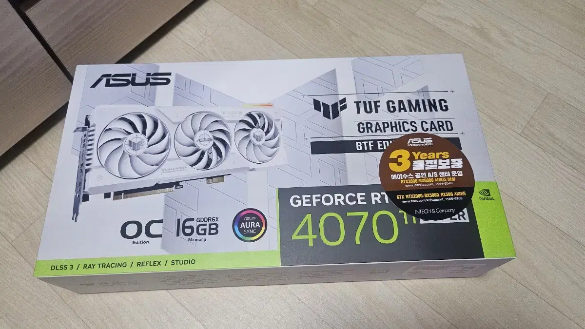 ASUS TUF Gaming 지포스 RTX 4070 Ti SUPER BT