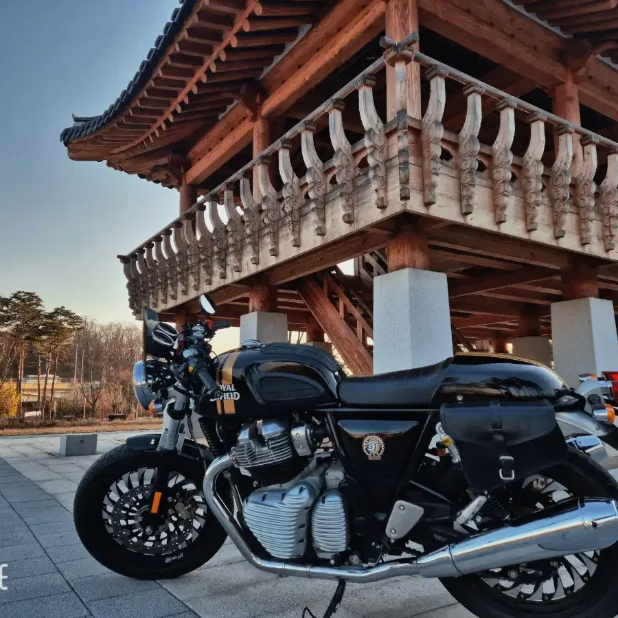 로얄엔필드 컨티넨탈 gt 650