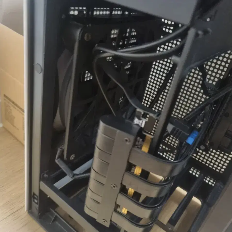 NZXT H1 V1 컴퓨터 케이스