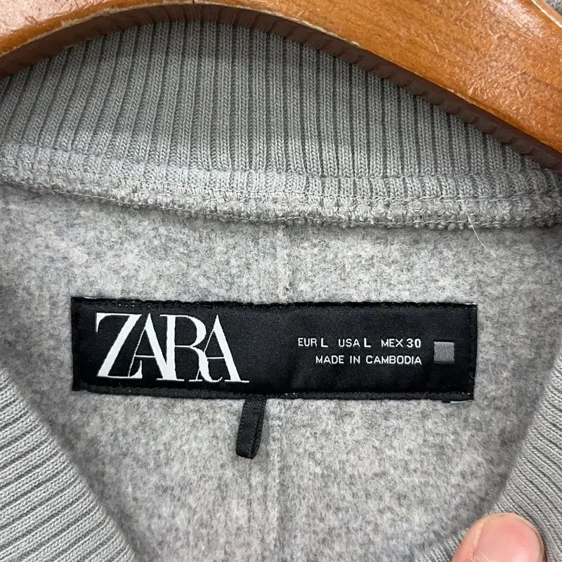 자라 ZARA 캐주얼 오버핏 모직 봄버자켓 105 S07034