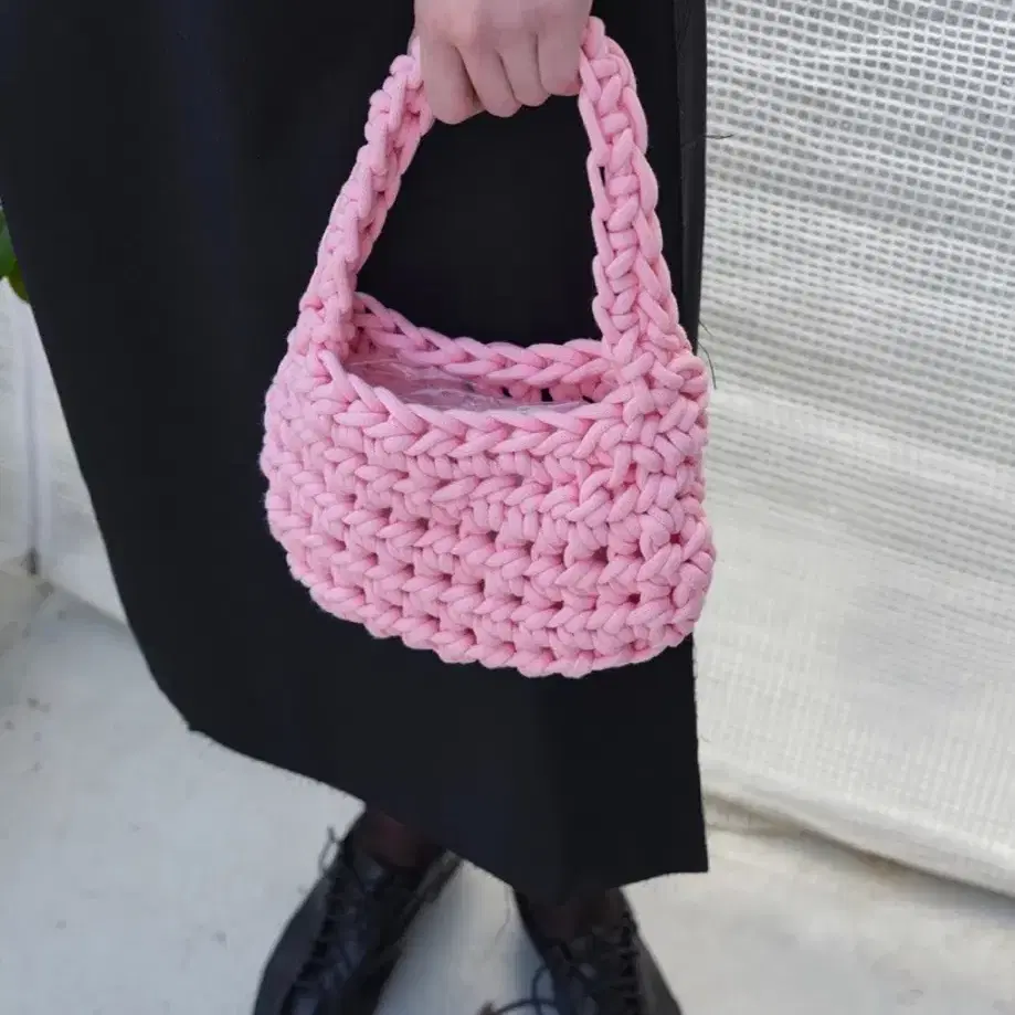 NTHINGEVERYTHING - ROUND BAG IN PINK