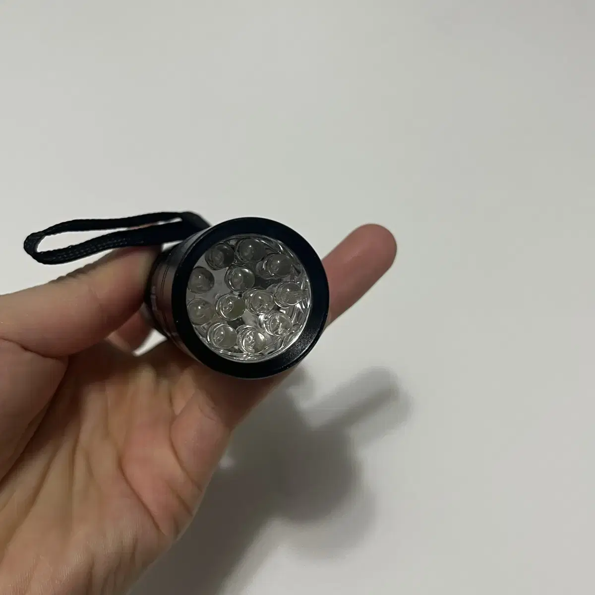 로버스트 블랙라이트 자외선램프 손전등 UV 12LED