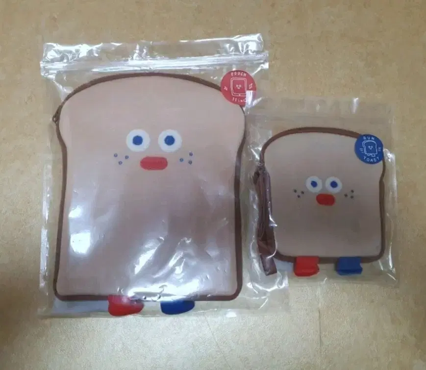 새상품 태블릿 파우치 브런치브라더 식빵 토스트 파우치