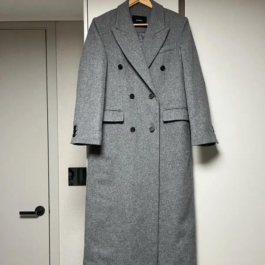 다이애그널 DOUBLE TAILORED COAT (light grey)