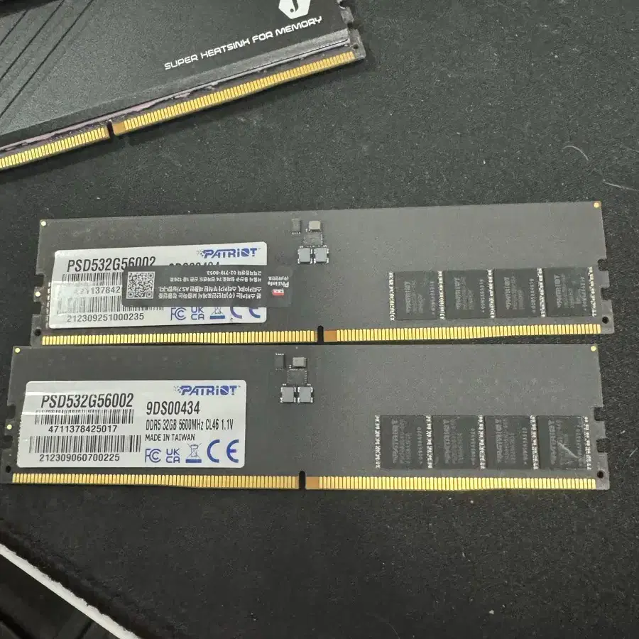 패트리어트 ddr5 5600 32g 하이닉스 a다이 램 총4장