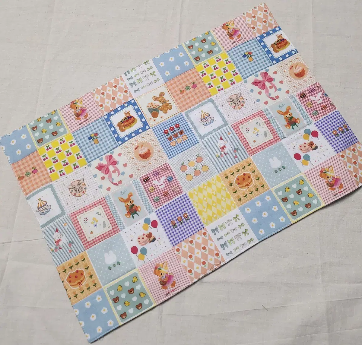 Dakuma mat Table mat