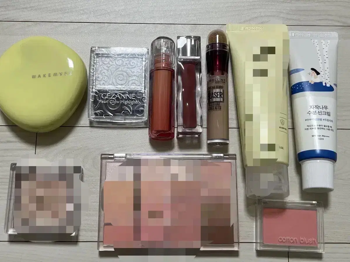 화장품 일괄판매 갈웜 봄웜 팔레트 틴트 컨실러 클렌징폼 쉐딩 쿠션 드롭비