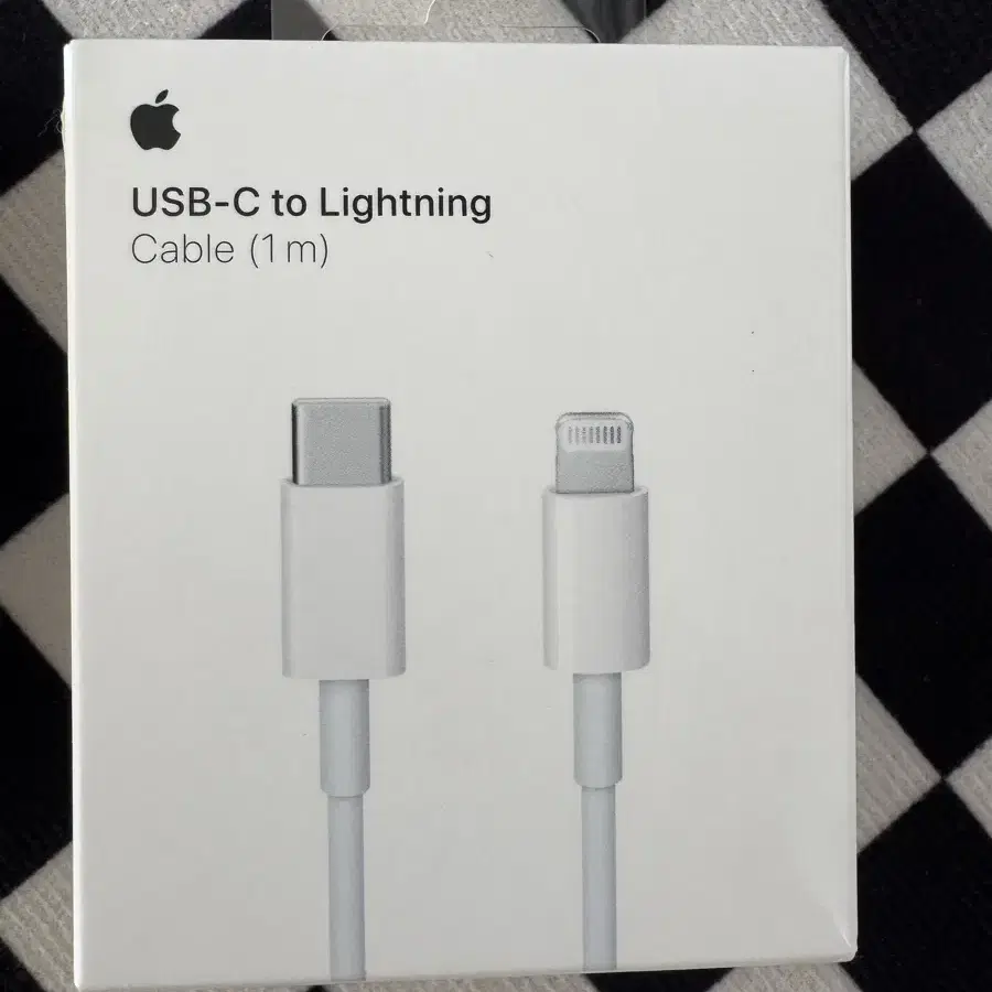 애플 USB-C to Lightning 케이블 1m & 20W 충전기 세