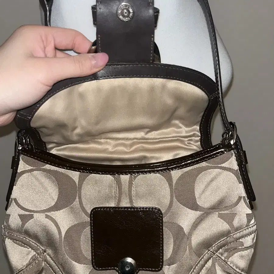 Coach Basic Shoulder Bag