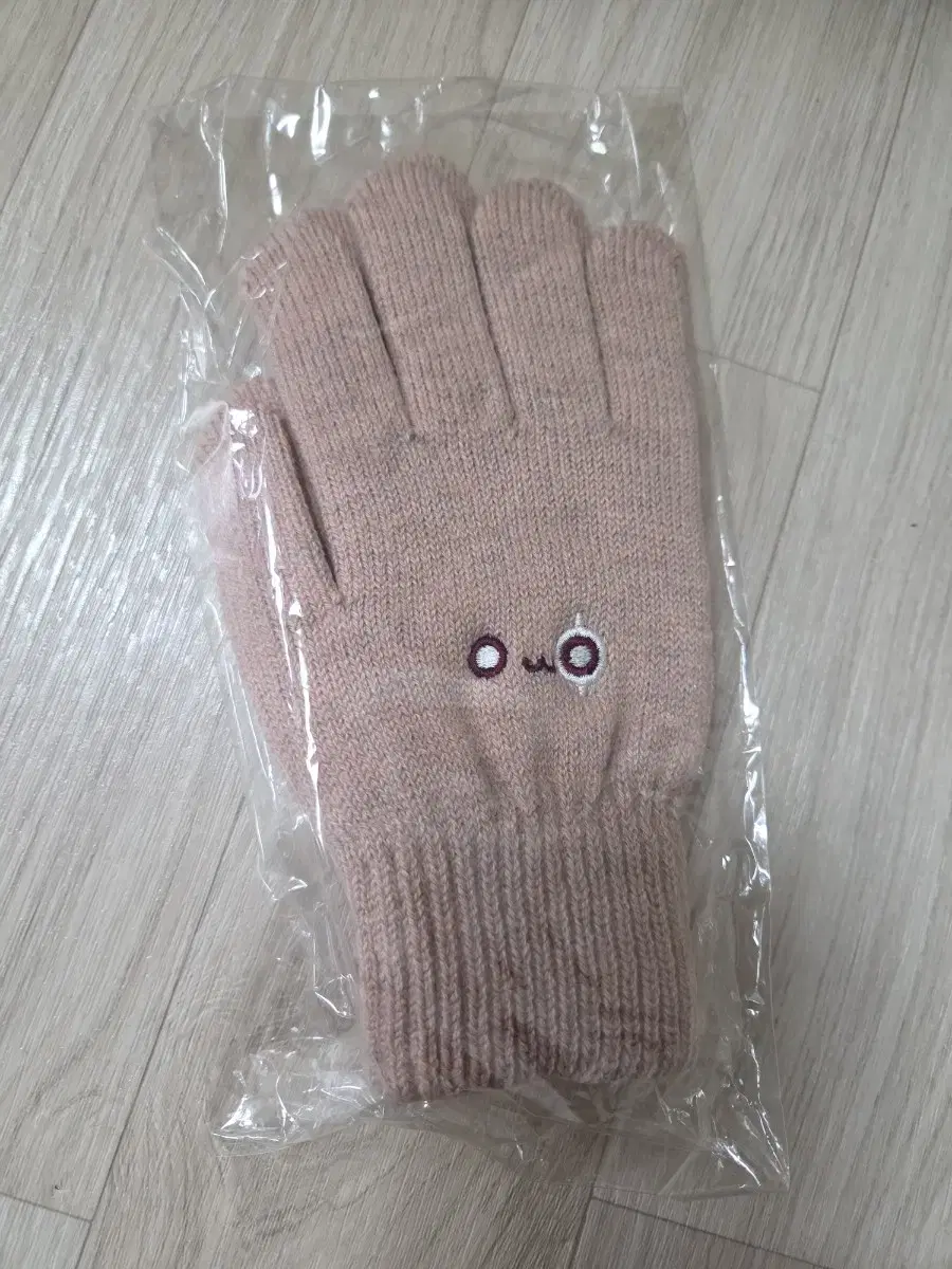 May's Story Pink Bean Gloves