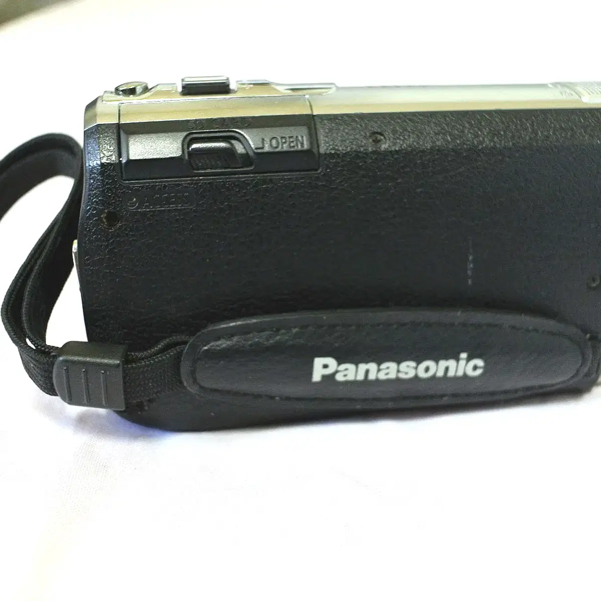 Panasonic HDC TM30 빈티지캠코더