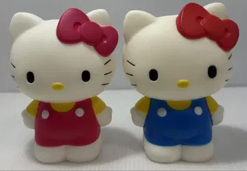 레어 헬로키티 오버롤 피규어 펜꽂이 2개 세트